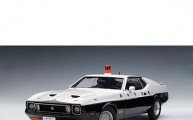 FORD MUSTANG MACH I JAPANESE POLICE Scale:1/18 by Autoart