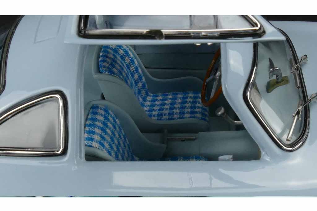 AUTOart-1963-Chevroletلل-Corvette-Coupe-3