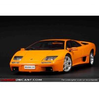 Lamborghini Diablo VT 6.0 scale 1.18 diecast model by autoart
