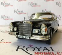 Mercedes Benz 280 se Scale 1.18 by Norev