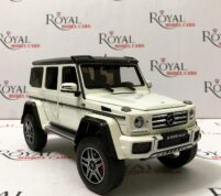 Mercedes Benz G500 Berand:Almost real Scale1.18
